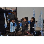 Festejos por el Día de la Bandera con los niños de Jardín